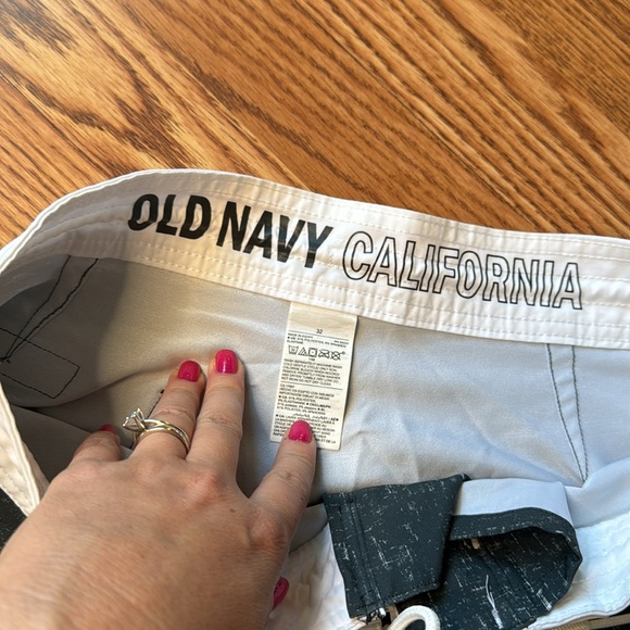 ☀️❤️5/$13 Mens board shorts - Picture 3 of 4